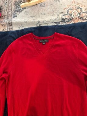 Banana Republic Mens Red Extra Fine Merino Wool V-Neck Sweater Size M Medium